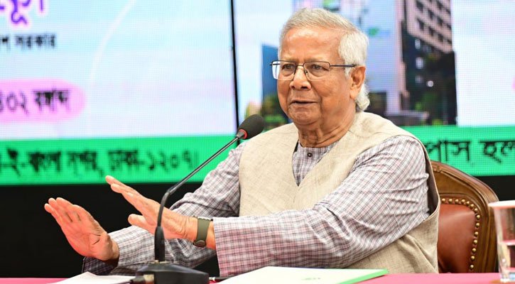 এনজিওর ধারণা থেকে বেরিয়ে মাইক্রোক্রেডিটকে ব্যাংকিংয়ে আসতে হবে