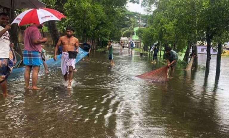 ৭ বিভাগে ভারী বৃষ্টিপাতের পূর্বাভাস, ভূমিধ্বসের শঙ্কা
