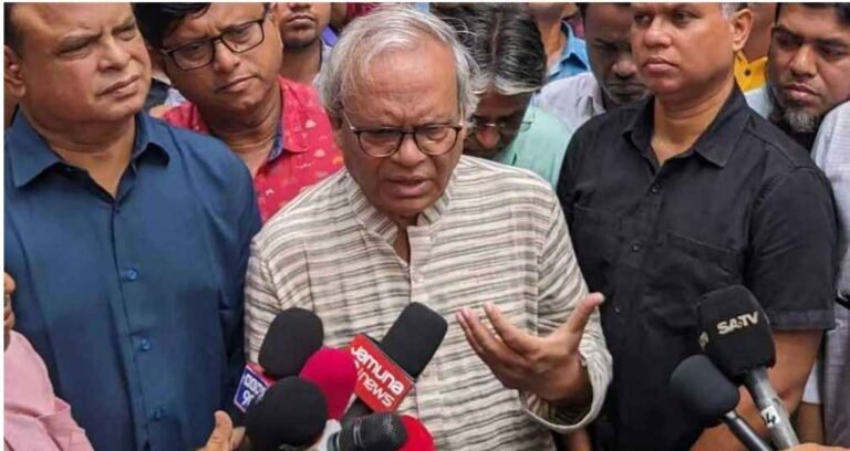 আ.লীগের কারা বিএনপিতে যোগ দিতে পারবেন, জানালেন রিজভী