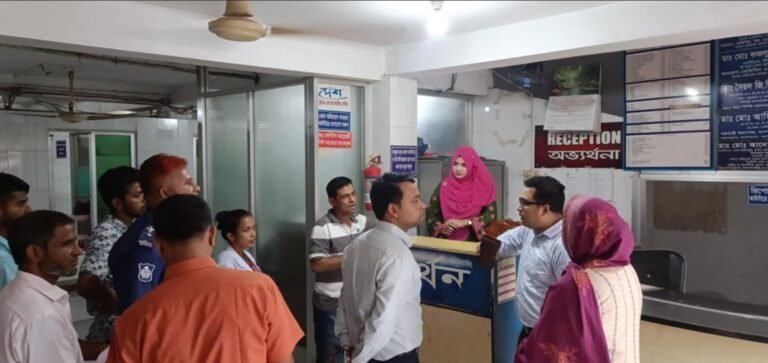 পপুলার-দেশ ক্লিনিক ও আরিয়ান ডায়াগনস্টিকে ভ্রাম্যমাণ আদালতের হানা, লাখ টাকা জরিমানা