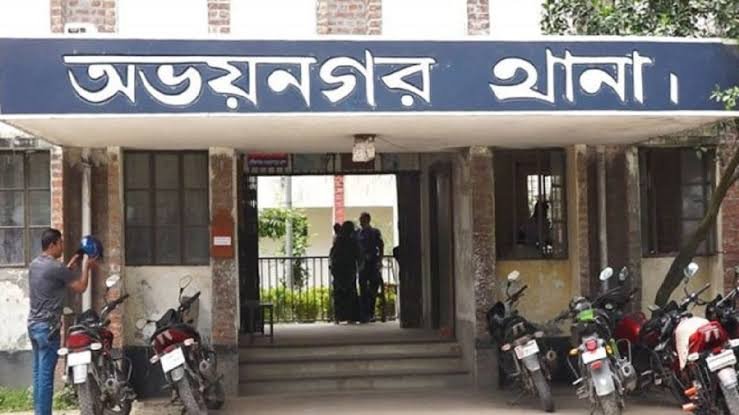 যশোরের অভয়নগরে প্রবাসীকে গলা কেটে করে হত্যা
