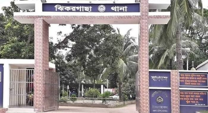 যশোরে অনৈতিক কর্মকাণ্ডে জড়িত থাকায় দুই পুলিশ ক্লোজড 
