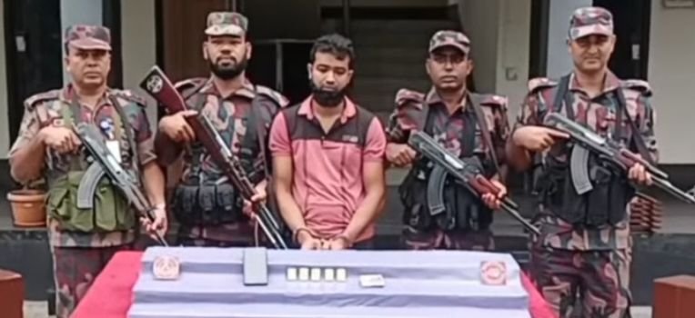 যশোরে বিজিবি হাতে ৫ পিস স্বর্ণের বারসহ এক চোরাকারবারি গ্রেফতার