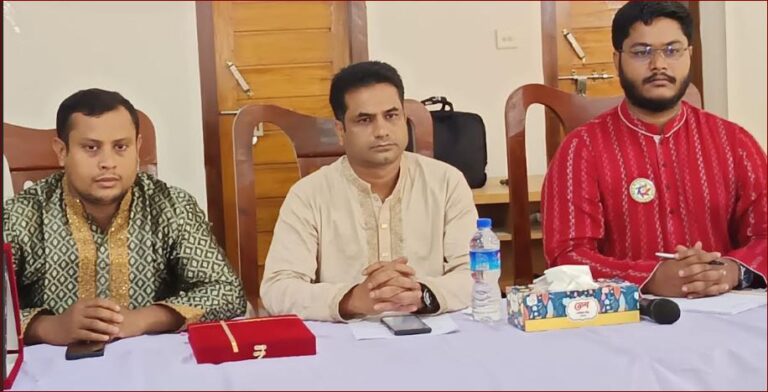 ঢাকায় শেখ হাসিনার মামলার দুই আসামি যশোরে ডিবির হেফাজতে
