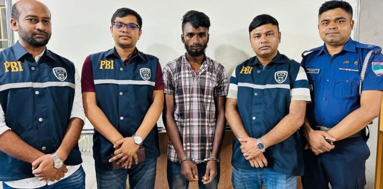 লোহাগড়ায় ভ্যানচালক কিশোর সুমন হত্যা রহস্য উদঘাটন: শাহাদত গ্রেপ্তার যশোর পিবিআই’র হাতে 