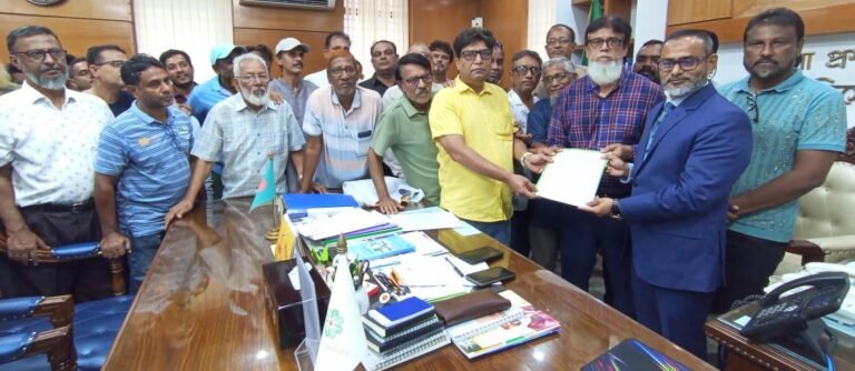 যশোরে কাজী ইনাম আহমেদেকে জেলা ক্রীড়া সংস্থার  সদস্য করার প্রতিবাদে জেলা প্রশাসকের কাছে স্মারকলিপি 