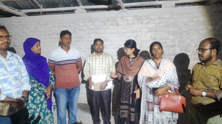 যশোর সদরের ঘুরুলিয়ায় ইমনের ভেজাল সার কারখানা সিলগালা ৬০ হাজার টাকা জরিমানা