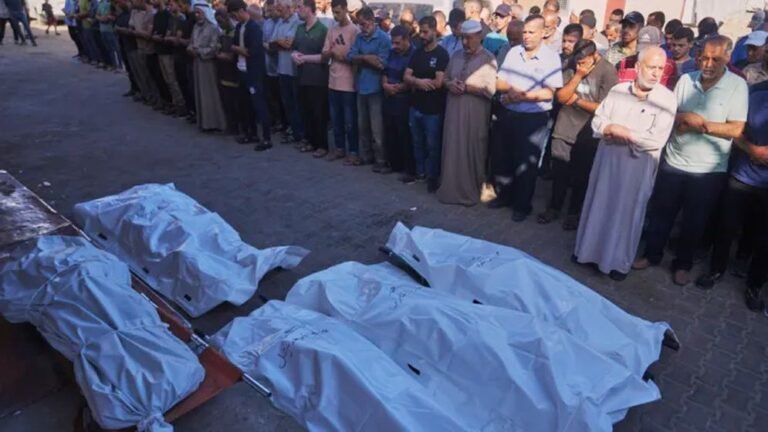 একদিনে আরও ৭৩ ফিলিস্তিনিকে হত্যা করল ইসরাইল