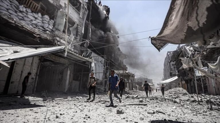 গাজায় ইসরাইলি হামলায় প্রাণ গেল আরও ৭৯ ফিলিস্তিনির