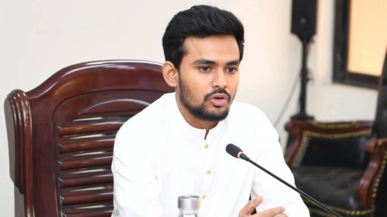 কেউ একজন ফোনে বিরাট কোহলির কাছে অভিযোগ দিয়েছে: আসিফ মাহমুদ