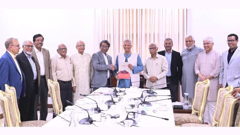 জাতীয় নির্বাচনের আগে বা ভোটের দিন গণভোট করার সুপারিশ ঐকমত্য কমিশনের