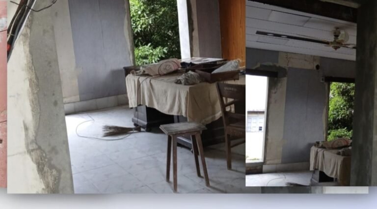 যশোর জেলা পরিষদের ঐতিহ্য নষ্ট করে ‘সংস্কার