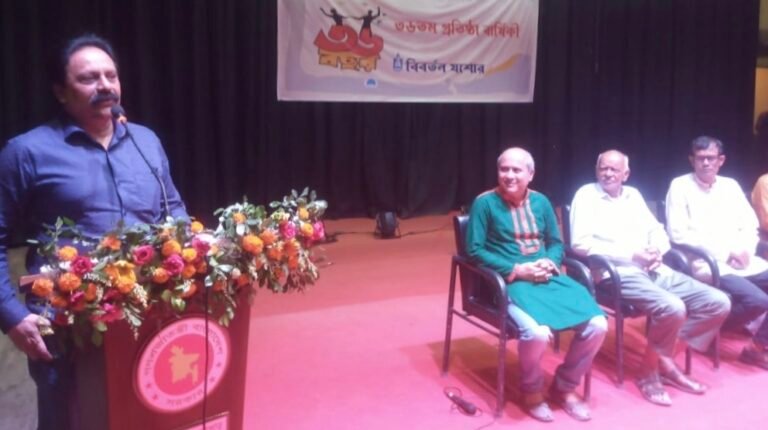 যশোরে বাংলাদেশ শিল্পকলা একাডেমীর মহাপরিচালকের সঙ্গে মতবিনিময় সভা অনুষ্ঠিত