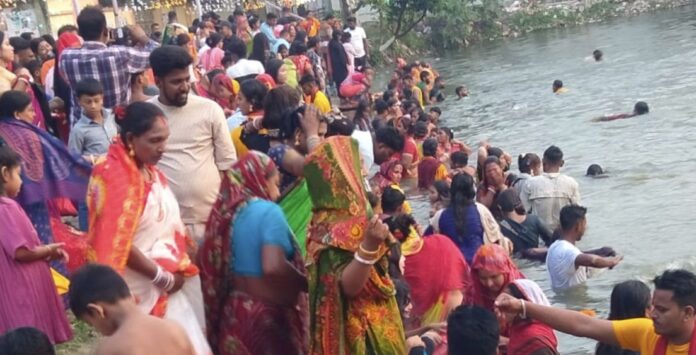 যশোরে সূর্য পূজা অনুষ্ঠিত~2