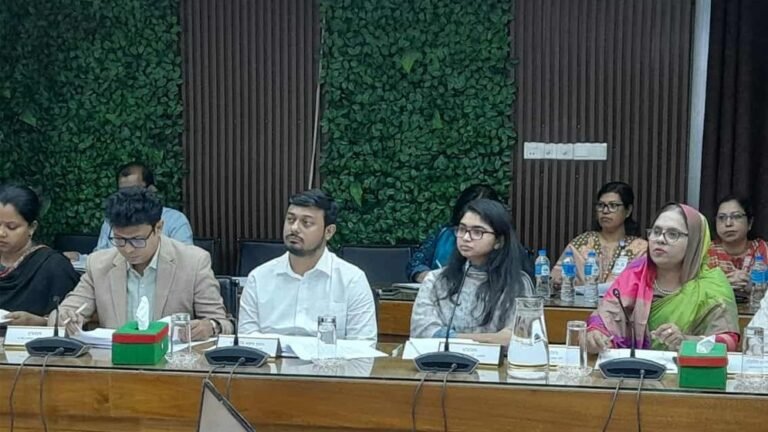 বিএনপি প্রার্থীরা তারেক রহমানের ছবি ব্যবহার করলে কী করবে ইসি, প্রশ্ন এনসিপির