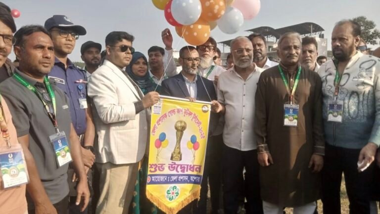 জেলা প্রশাসক গোল্ডকাপ ফুটবলের ফাইনালে যশোর সদর