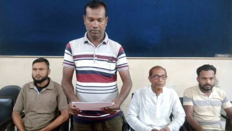 যশোর কেশবপুরে পৈতৃক সম্পত্তি নিয়ে ভাতিজার সংবাদ সম্মেলন