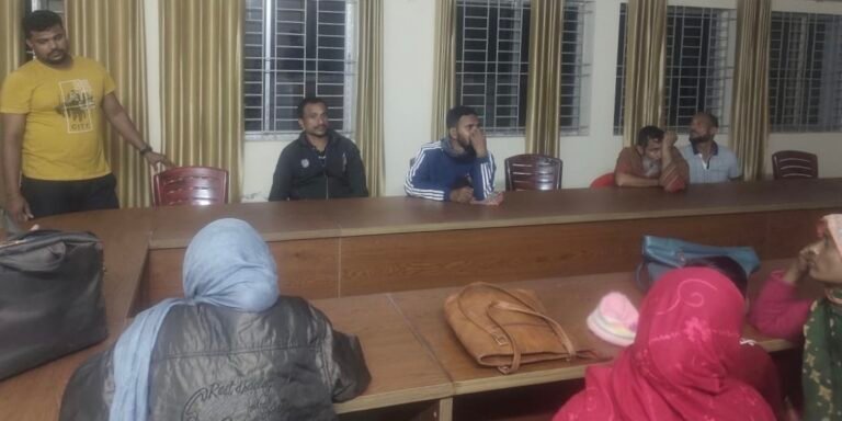 বেনাপোল সীমান্তে বিএসএফের হাতে আটক ১৫ বাংলাদেশি দেশে ফেরত