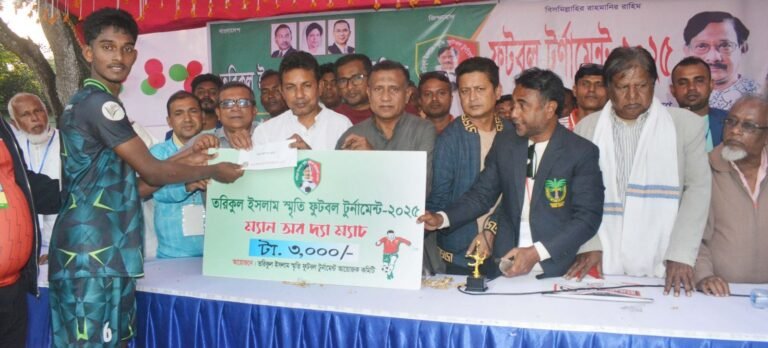 যশোরে তরিকুল ইসলাম স্মৃতি ফুটবল টুর্নামেন্টে সেমিফাইনাল চুড়ামনকাটি ও কাশিমপুর