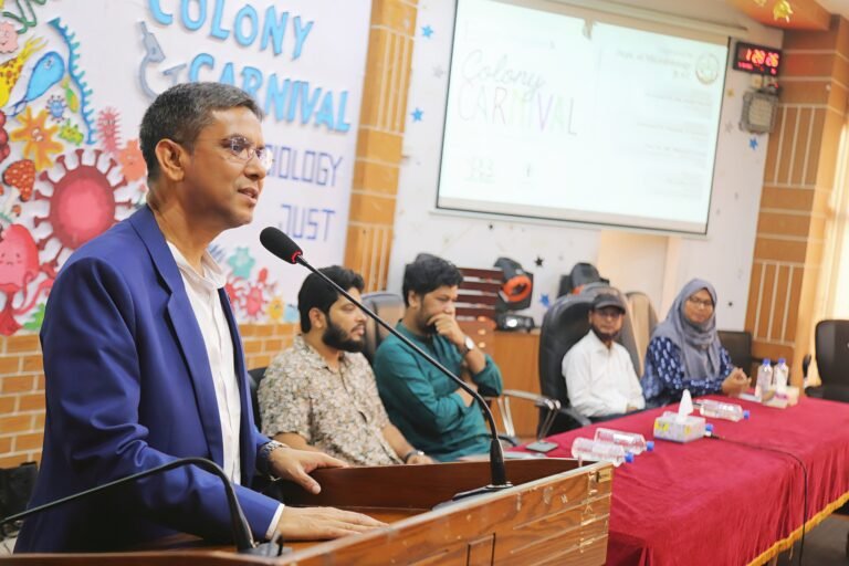 যবিপ্রবিতে অনুজীববিজ্ঞান বিভাগের নবীনবরণ ও বিদায় সংবর্ধনা অনুষ্ঠিত