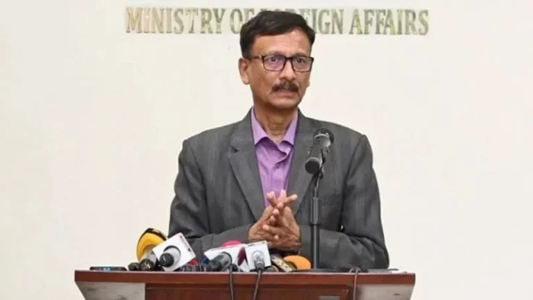 তারেক রহমান এখনও ট্রাভেল পাস চাননি: পররাষ্ট্র উপদেষ্টা