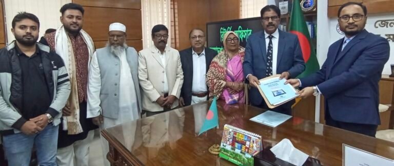 যশোরের ৬ আসনে বিএনপি জামাতসহ ৩২ প্রার্থীর মনোনয়নপত্র সংগ্রহ