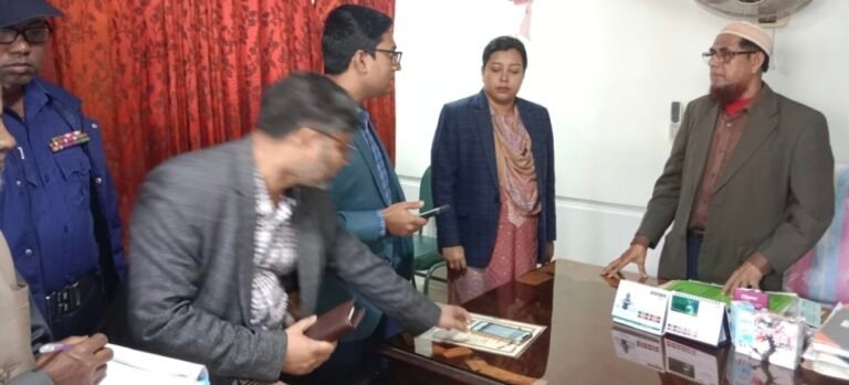 যশোরে ভুয়া চিকিৎসকের বিরুদ্ধে ভ্রাম্যমাণ আদালতের অভিযান,৫০ হাজার টাকা জরিমানা