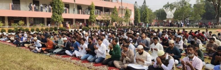 বিএনপি চেয়ারপার্সন বেগম খালেদা জিয়ার সুস্থতা কামনায় এমএম কলেজে দোয়া মাহফিল