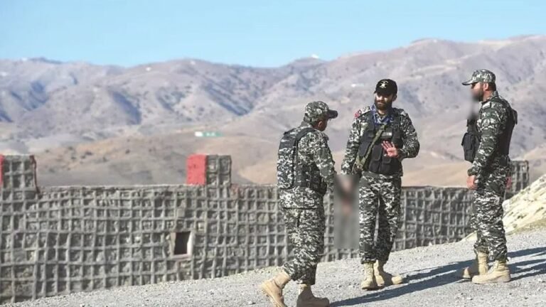 পাকিস্তান-আফগানিস্তান সীমান্তে ব্যাপক গোলাগুলি