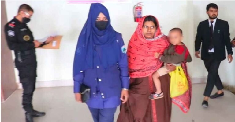 কুকুরছানা হত্যায় গ্রেপ্তার নারীর সঙ্গে কারাগারে ২ বছরের শিশু
