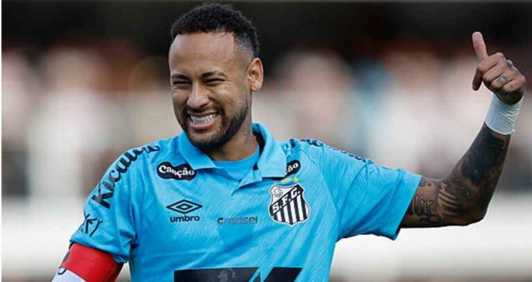 তিন বছর পর নেইমারের হ্যাটট্রিক, শঙ্কা মুক্ত সান্তোস