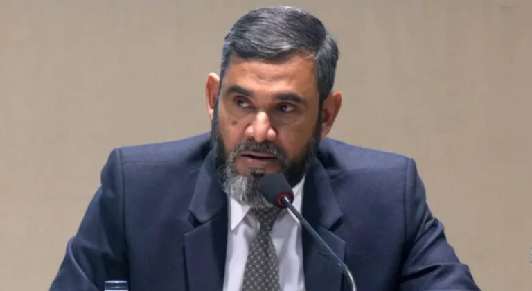 নির্বাচনে প্রশাসন নিরপেক্ষতা হারালে কঠোর ব্যবস্থা: ইসি সানাউল্লাহ