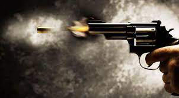 খুলনায় মোটরসাইকেলে এসে ব্যবসায়ীকে গুলি করে হত্যা