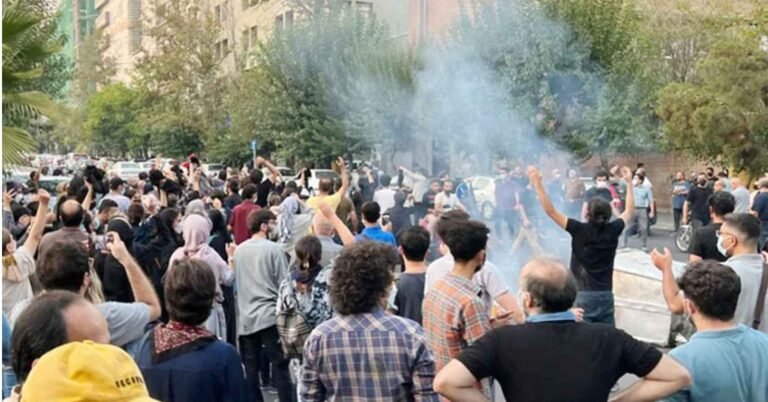 জেন-জি বিক্ষোভে আবারও উত্তাল ইরান