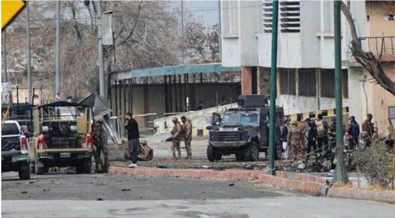 পাকিস্তানে ব্যাপক সংঘর্ষ, ২২ সেনাসহ নিহত ২৫৫