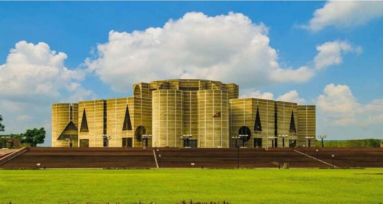 নতুন মন্ত্রিসভার শপথ অনুষ্ঠান নিয়ে ঐতিহাসিক সিদ্ধান্ত 