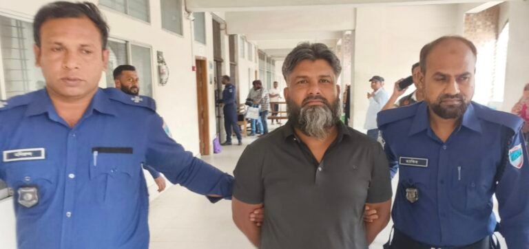 যশোরের শার্শার আকুলকে আরেক মামলায় শ্যোন অ্যারেস্ট