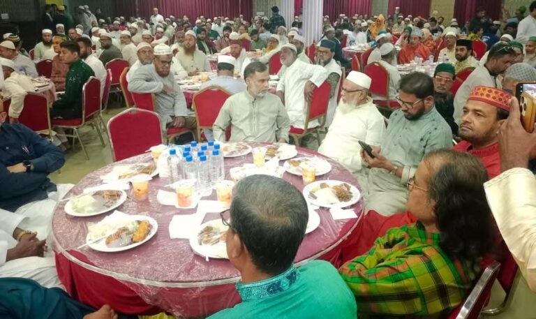 যশোর জেলা জামায়াতের উদ্যোগে বিশিষ্ট ব্যক্তিদের সম্মানে ইফতার মাহফিল অনুষ্ঠিত