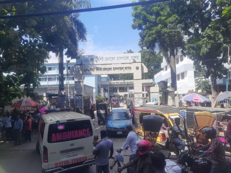 যশোরে গণপিটুনিতে আহত গরু চোরের মৃত্যু