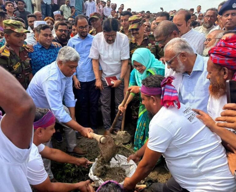 যশোরের কেশবপুরে বুরুলি খাল খনন কার্যক্রমের উদ্বোধন