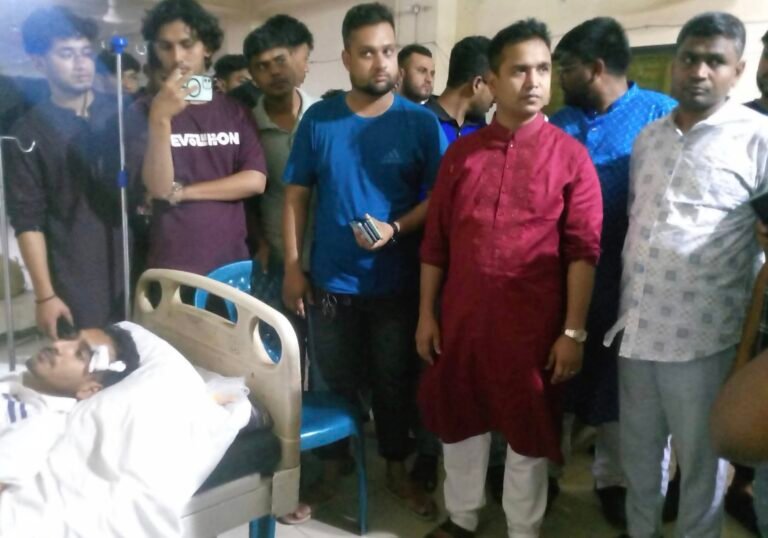 যশোর মণিরামপুরে দুই ছাত্রকে মারধর,হাসপাতালে ভর্তি