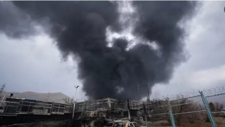 ইরানে কারখানায় যুক্তরাষ্ট্র-ইসরায়েলের হামলা, নিহত ১৫