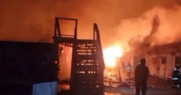 আফগানিস্তানের হাসপাতালে পাকিস্তানের হামলা, নিহত ৪০০