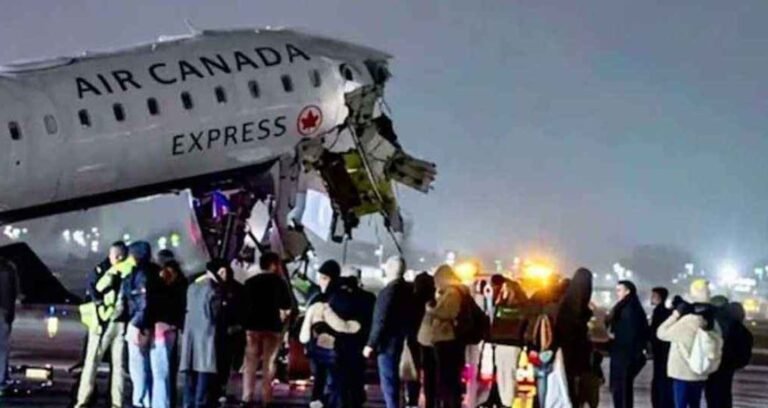 নিউইয়র্কে গাড়ির সঙ্গে বিমানের ভয়াবহ সংঘর্ষ, ২ পাইলট নিহত