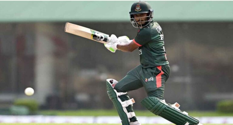 তামিমের দুর্দান্ত সেঞ্চুরি, উড়ছে বাংলাদেশ