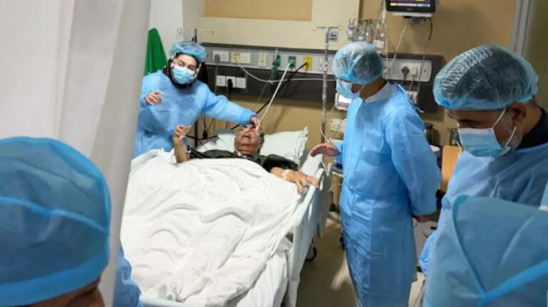 আপাতত সিঙ্গাপুর নেওয়া হচ্ছে না মির্জা আব্বাসকে