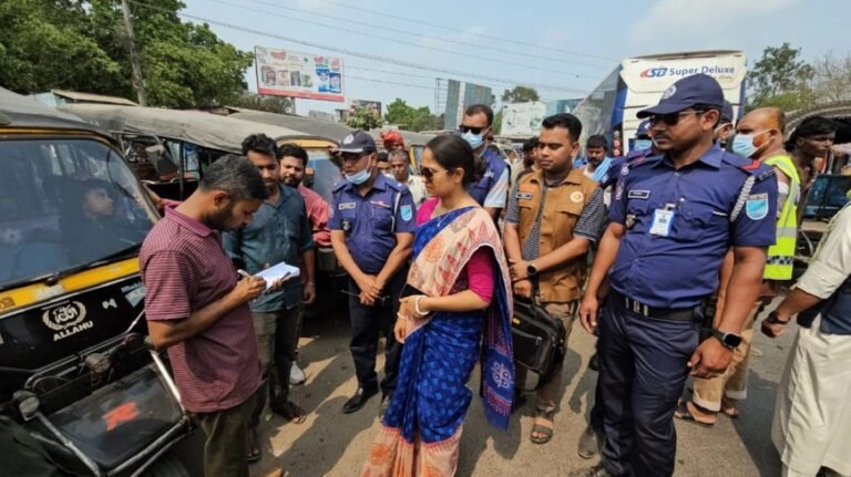 ইউএনওকে যাত্রী ভেবে বাড়তি ভাড়া দাবি, অতঃপর…