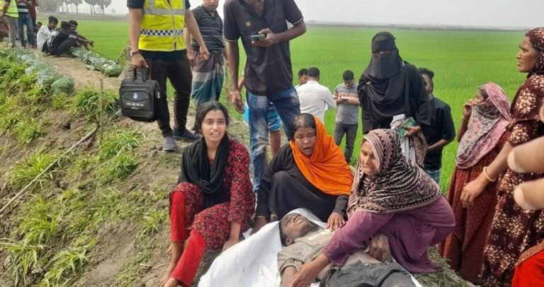 মণিরামপুরে যুবককে কুপিয়ে হত্যা, লাশ মাছের ঘের থেকে উদ্ধার