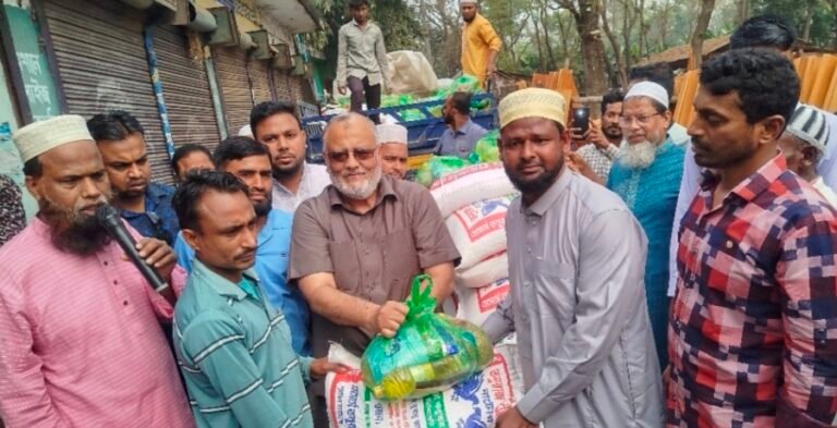 যশোর-২ আসনে নির্বাচনী সহিংসতায় ক্ষতিগ্রস্তদের পাশে এমপি ডা. মোসলেহ উদ্দীন ফরিদ