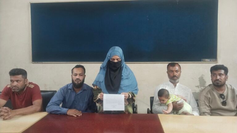 যশোর বাঘারপাড়ায় এতিম নারীর সম্পত্তি নিয়ে বিরোধের অভিযোগে সংবাদ সম্মেলন